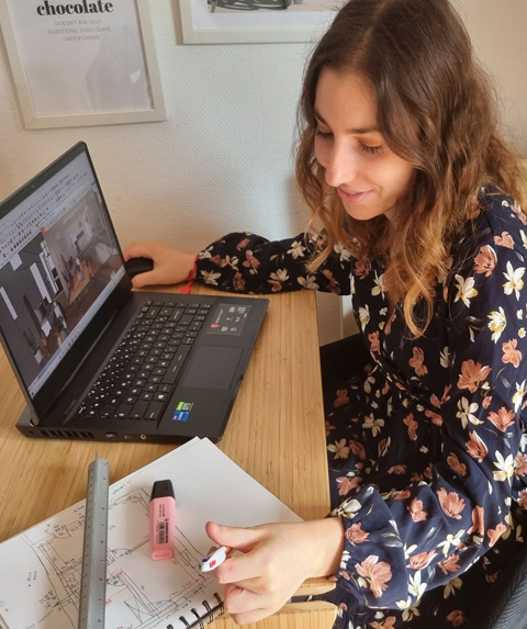 Portrait de Marina Panciatici, architecte d'intérieur dans le Sud de la France.